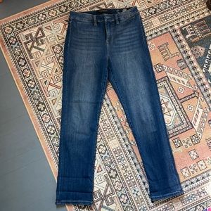 Liverpool High-Rise Straight Jeans, Size 6/28 Petite, Never Worn